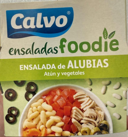 تونا مع سلطة الفاصولياء البيضاء والخضراوات calvo غني بالبروتينات و الاوميغا 3 وزن العلبة 190 غرام