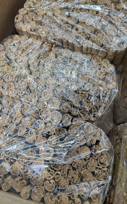 اعواد القرفة السيلانية (Sri Lankan Cinnamon)