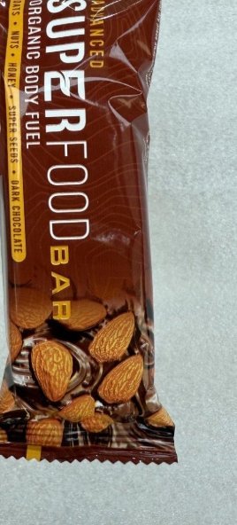سوبر فود بار super food bar باللوز وزنه 60 غرام