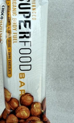 سوبر فود بار super food bar بالبندق وزنه 60 غرام